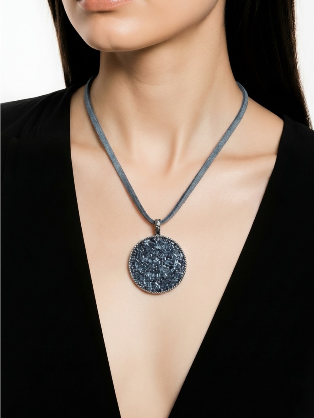 Premier Designs Sparkling Gray Round Pendant Necklace
